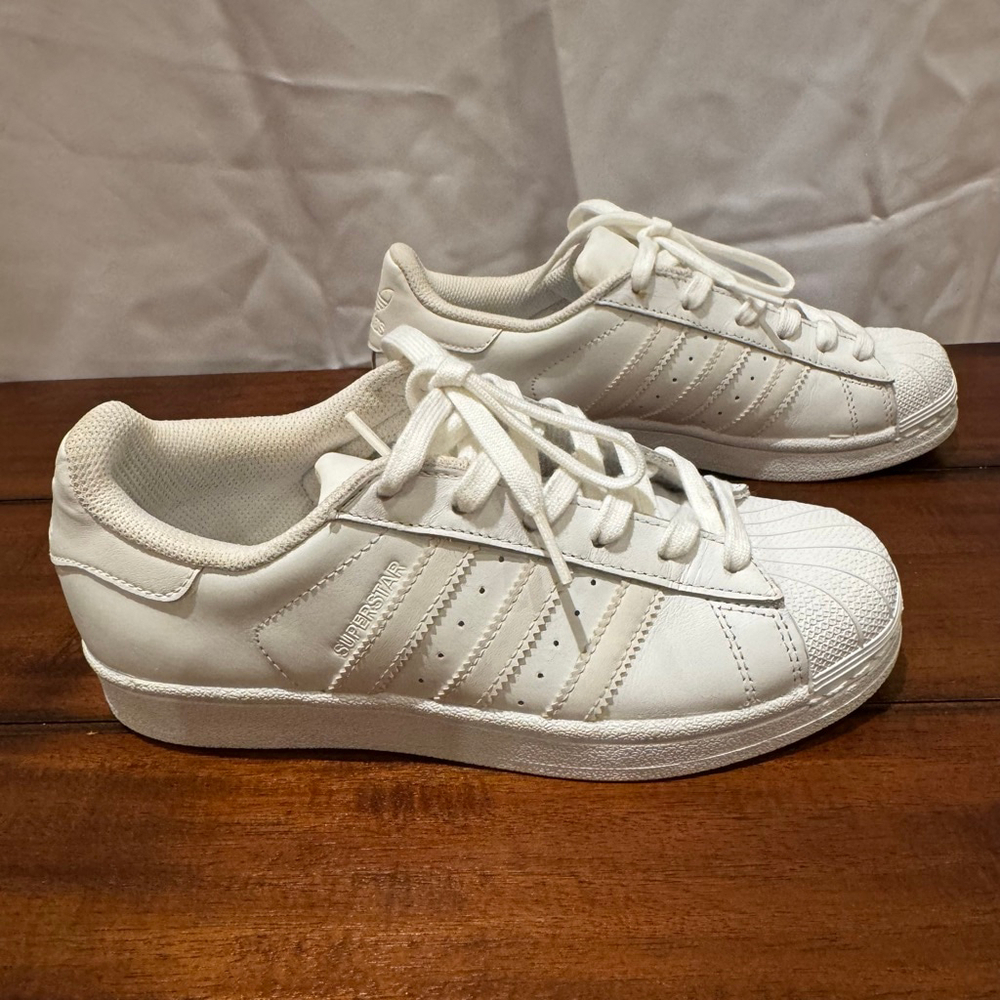 Adidas Superstar Leather Sneaker White Women's /Mens Classic Shell-Toe style - Picture 4 of 11
